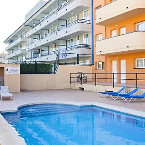rvhotels-apartamentos-els-salats.topcostabravahotels.com/